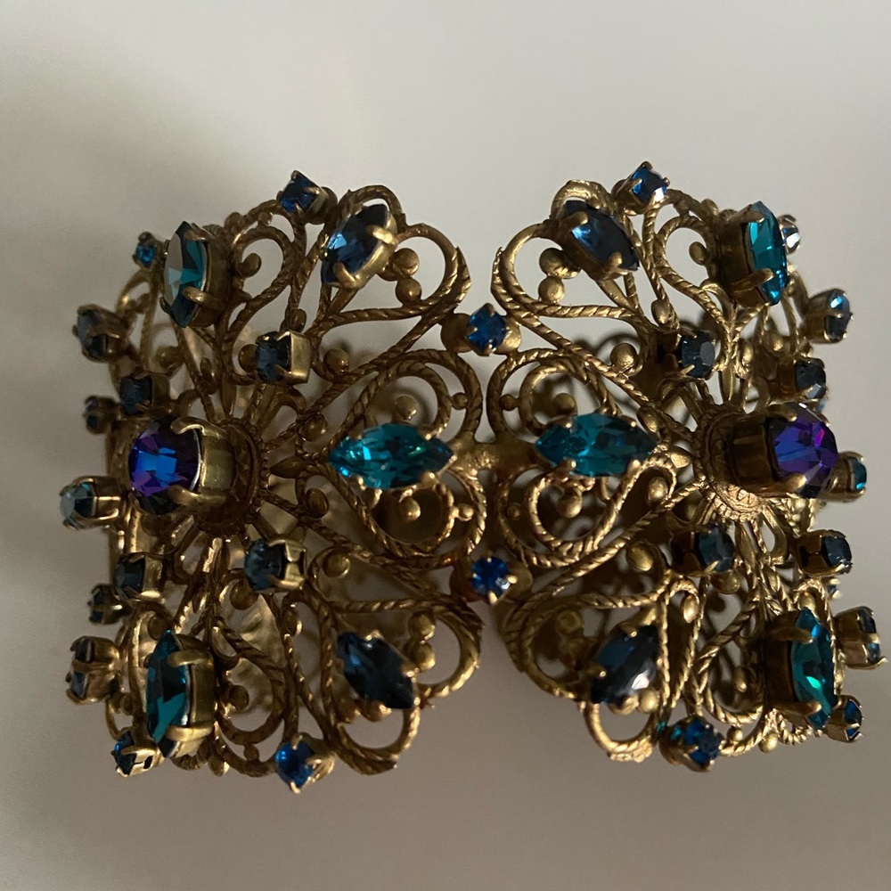 bracelet with stones! aged gold!  new !!